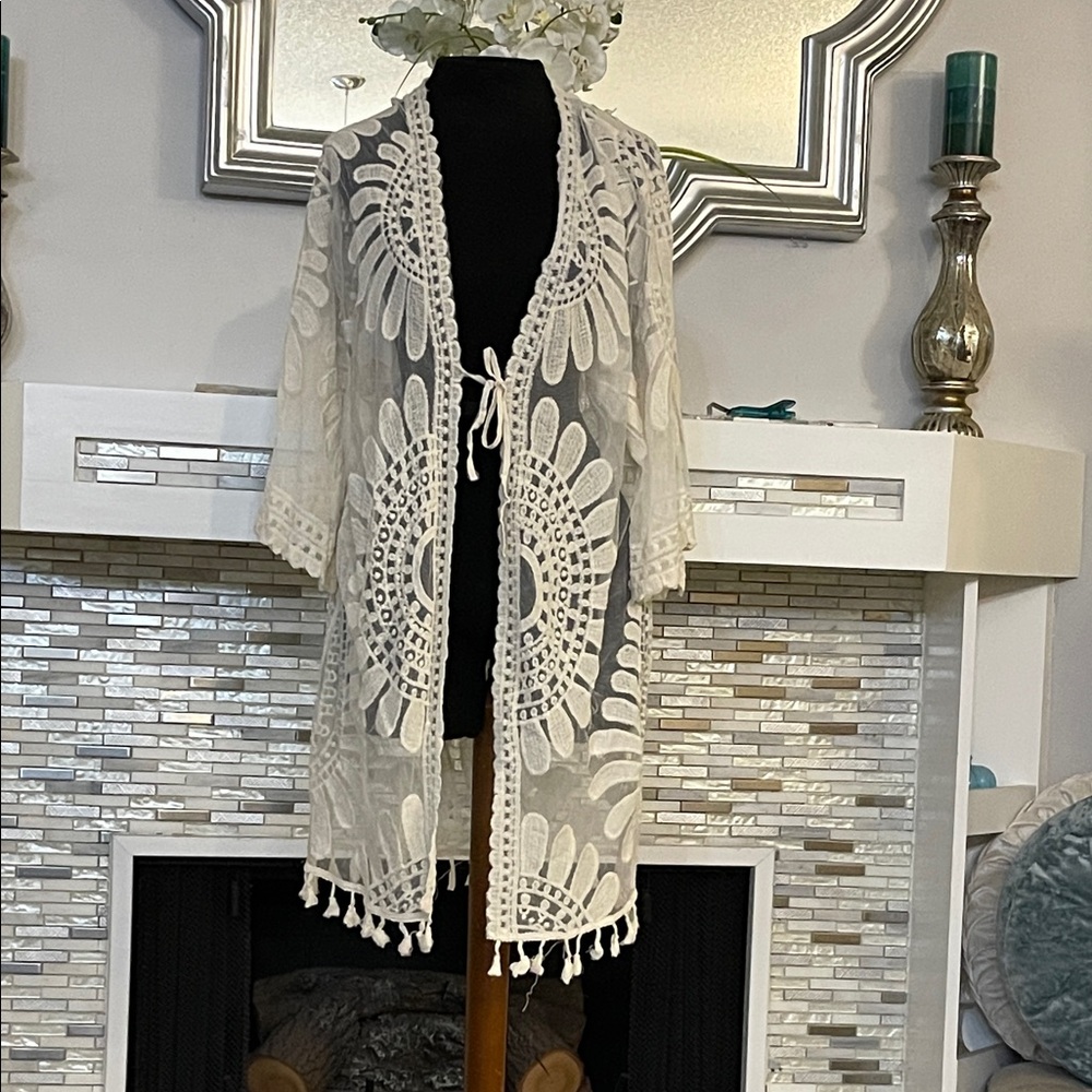 Everleigh Lace open tie front Kimono beach Cardigan size L